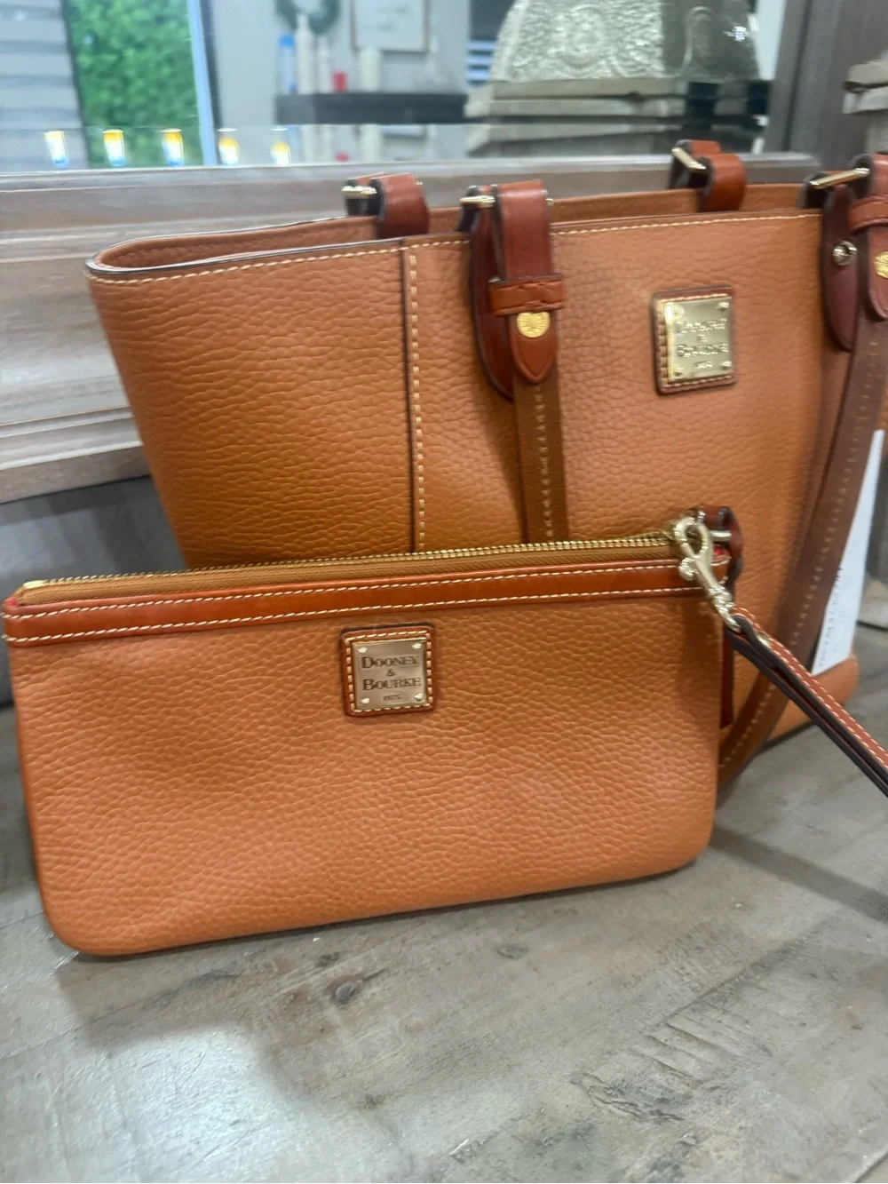 NWT Dooney Bourke Pebble Leather. Shopper Tote$ Wristlet Cognac Brown